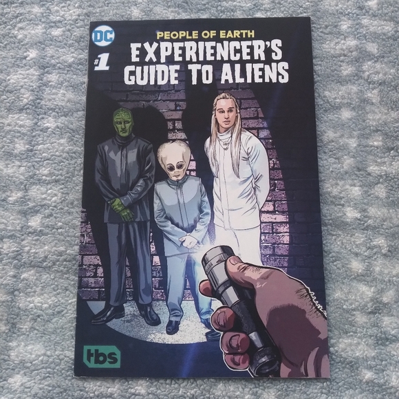 People of Earth,Experiencers Guide to Aliens #1 - Picture 3 of 3